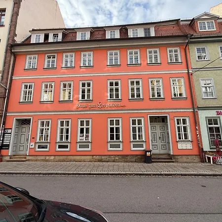 Zum Leoparden Im Herzen Von - Ueber 100qm Apartment Erfurt