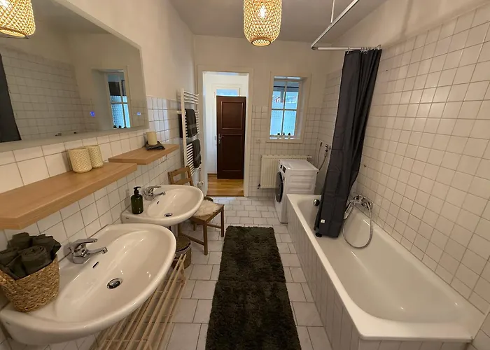 Zum Leoparden Im Herzen Von - Ueber 100qm דירה ארפורט