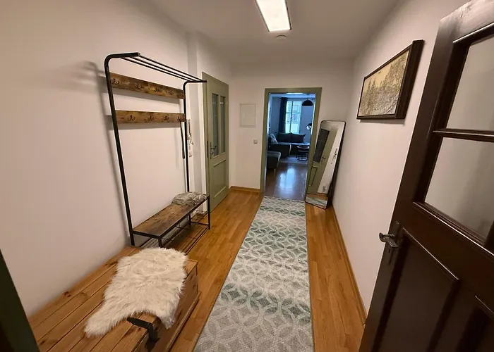 Zum Leoparden Im Herzen Von - Ueber 100qm דירה ארפורט